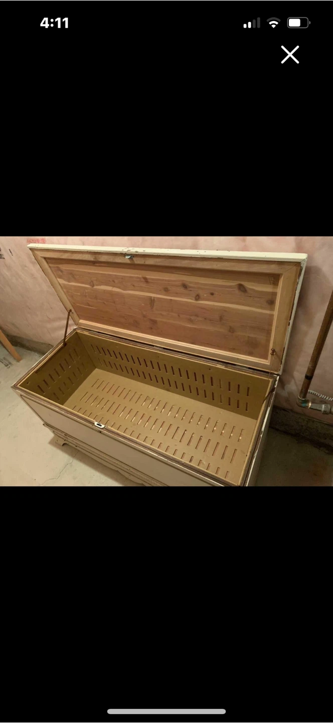 Vintage Cedar Chest - photo 2