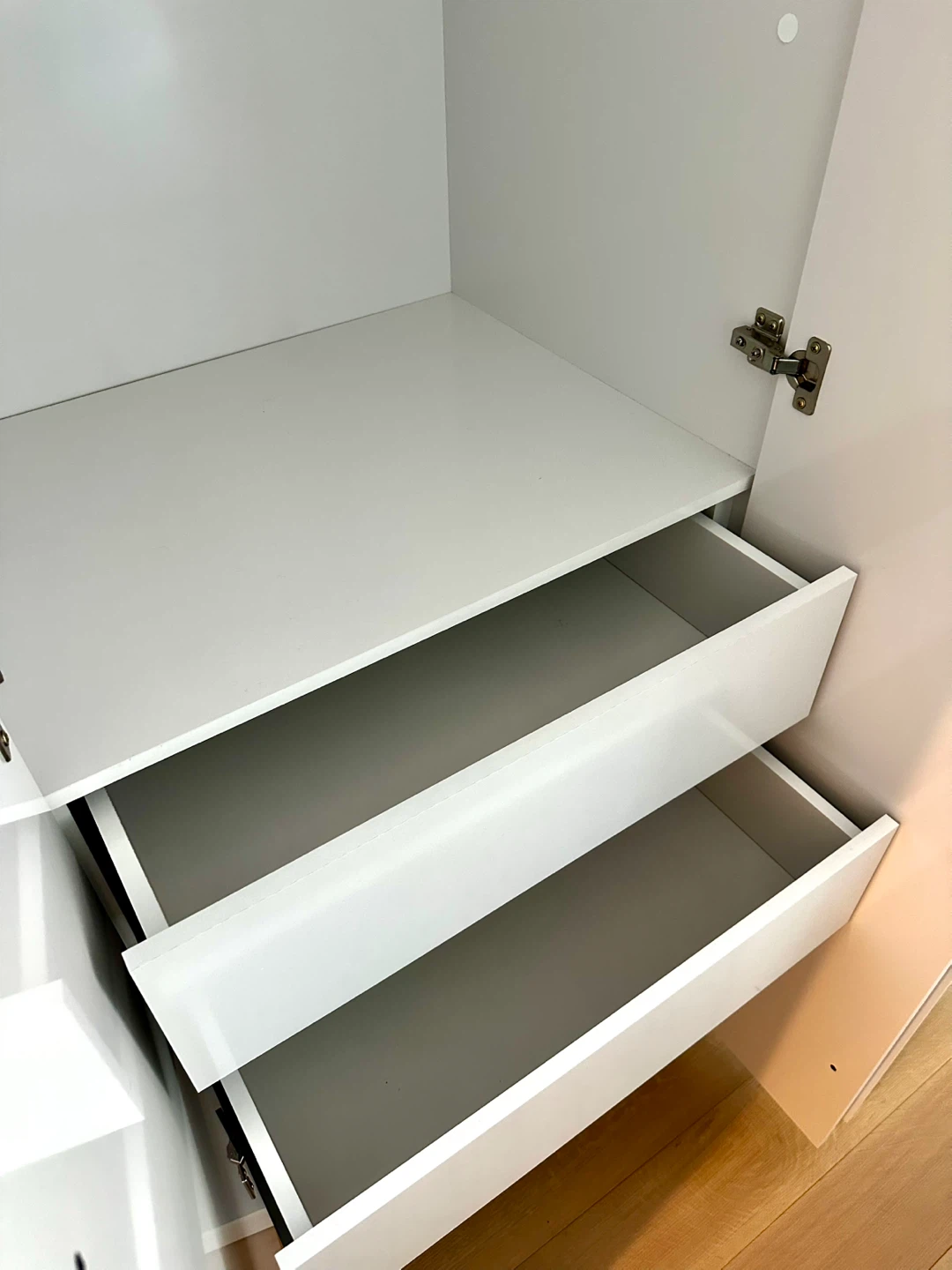 White Wardrobe Closet - photo 4