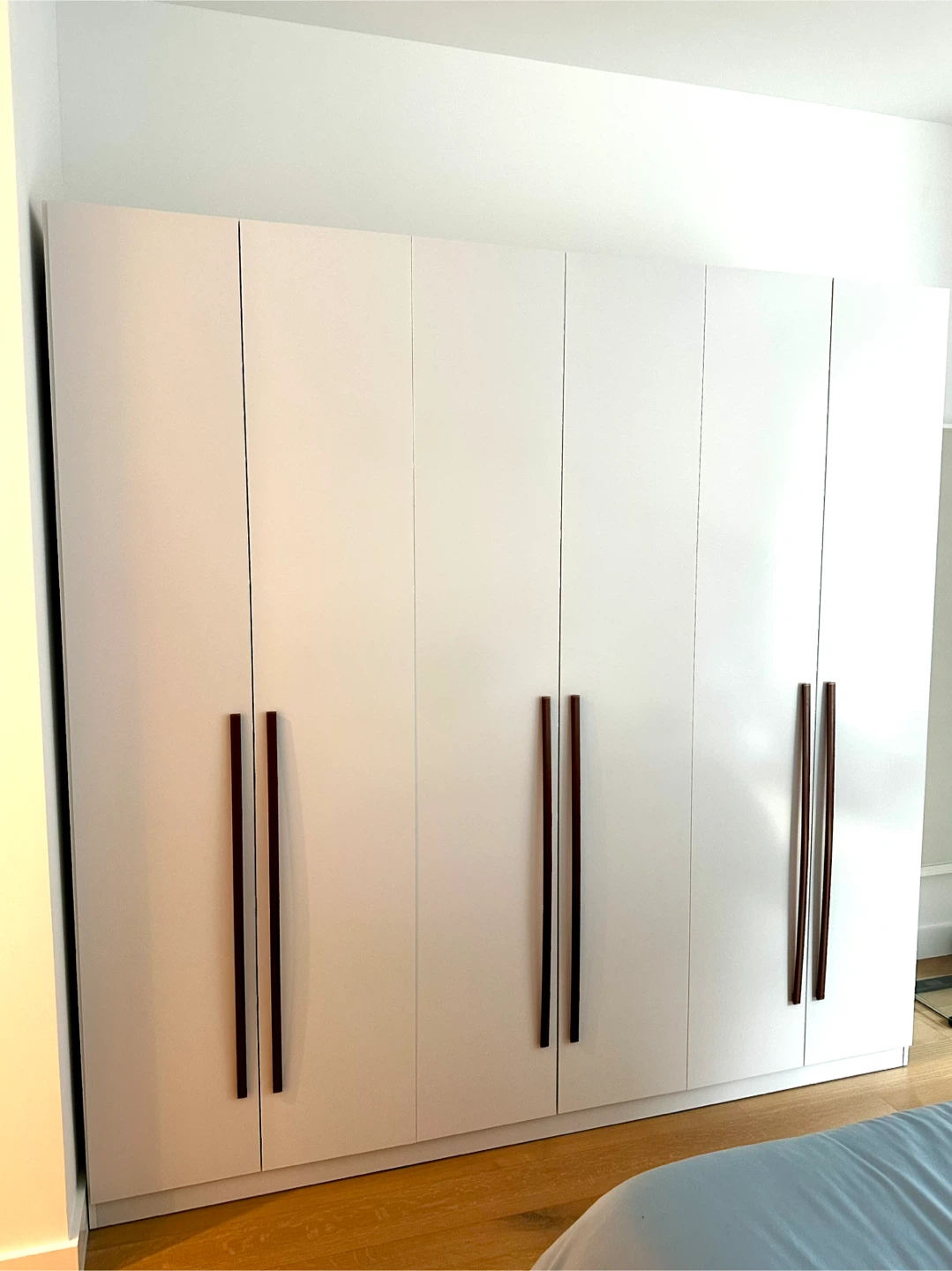 White Wardrobe Closet