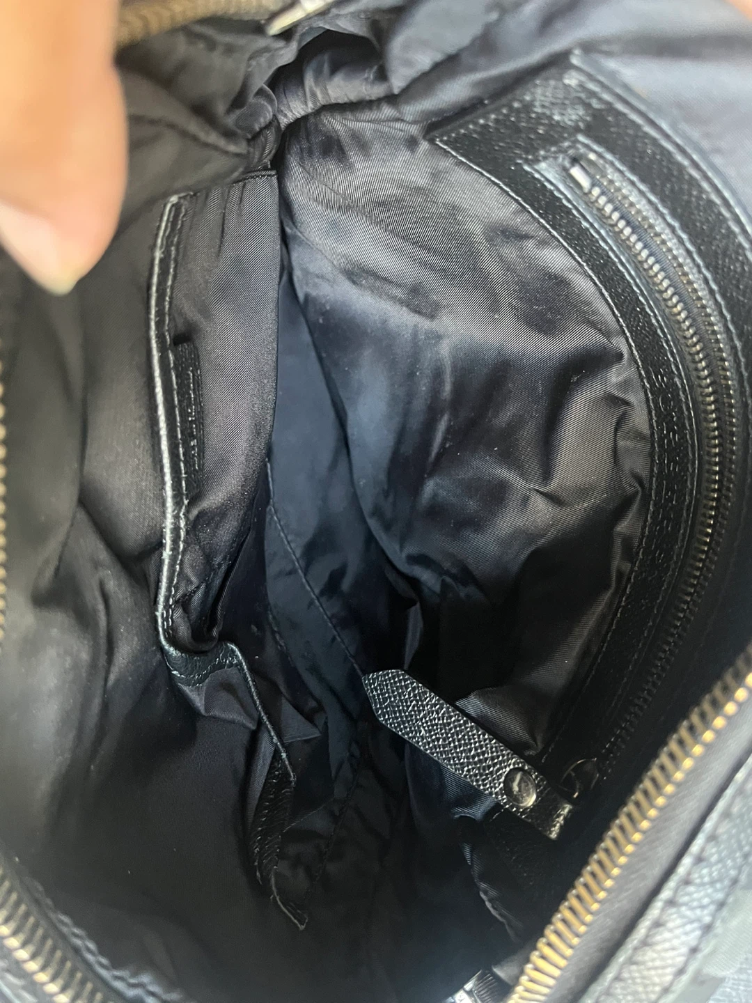 Burberry Black Plaid Men's Travel Crossbody Bag - photo 3