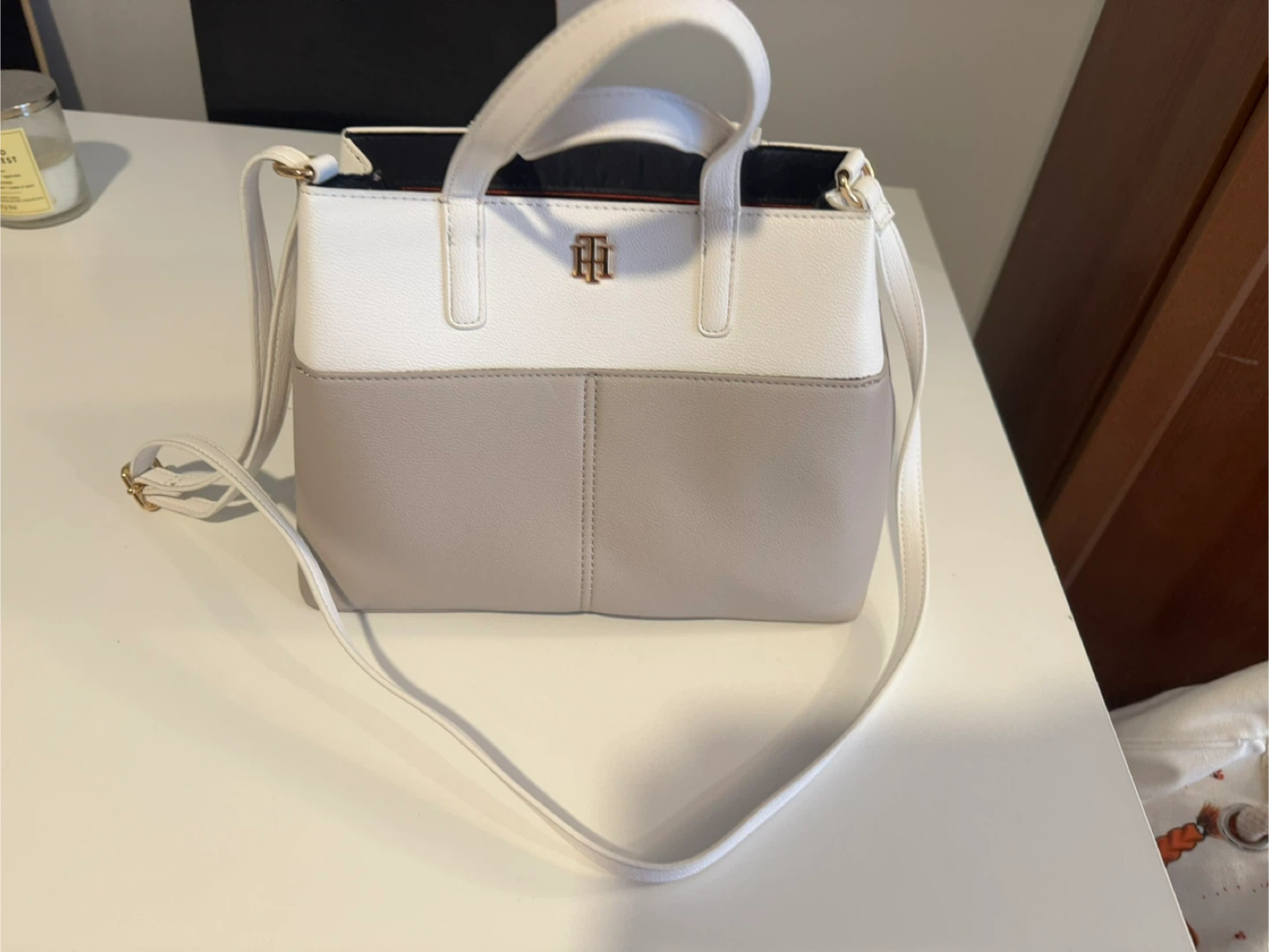 Tommy Hilfiger Satchel Bag - White & Beige