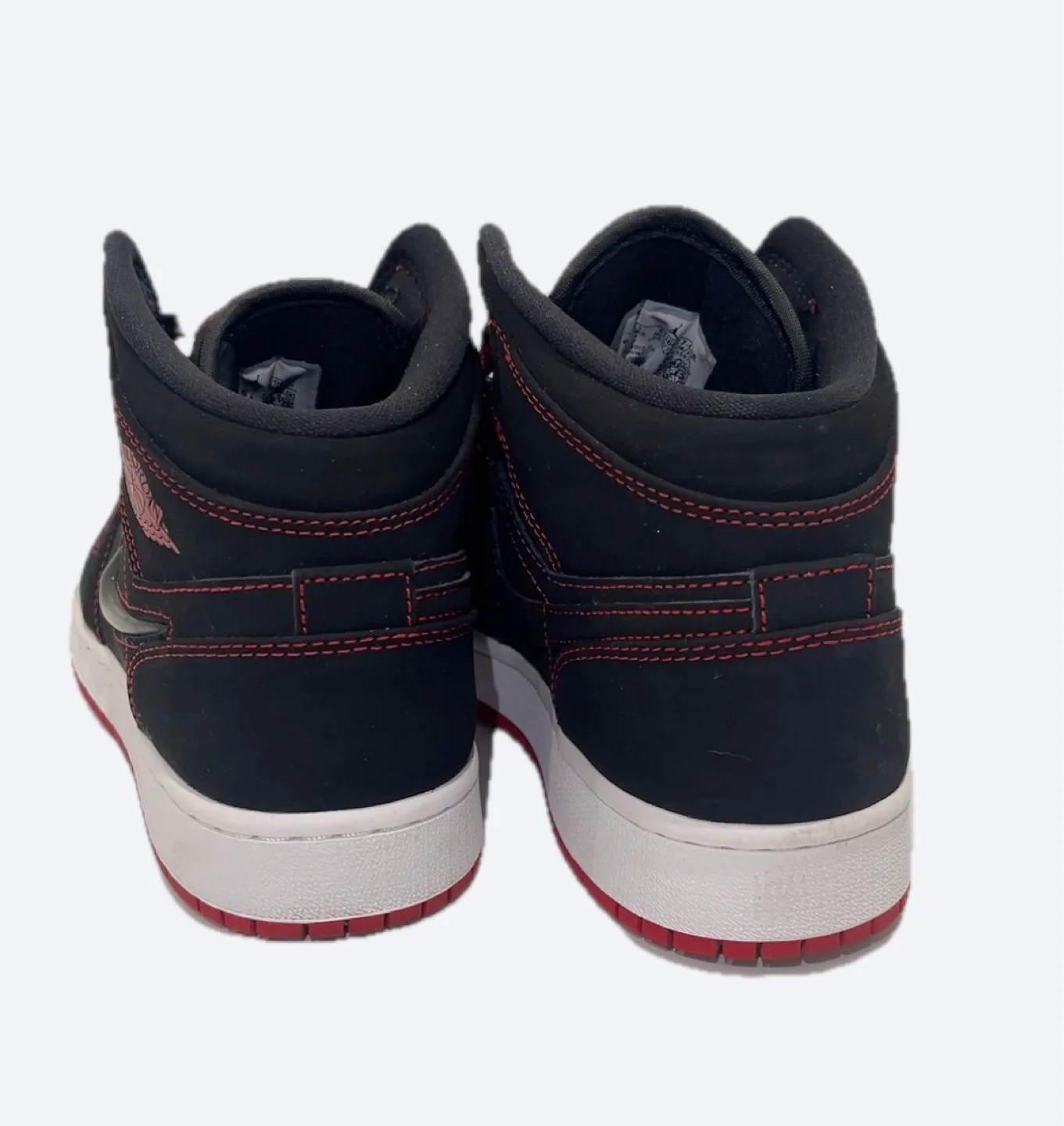 Nike Air Jordan 1 Mid Black/Red Size 6Y image indicator(5)