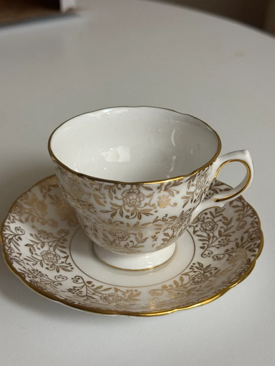 Royal Malvern Bone China Tea Cup & Saucer image indicator(2)