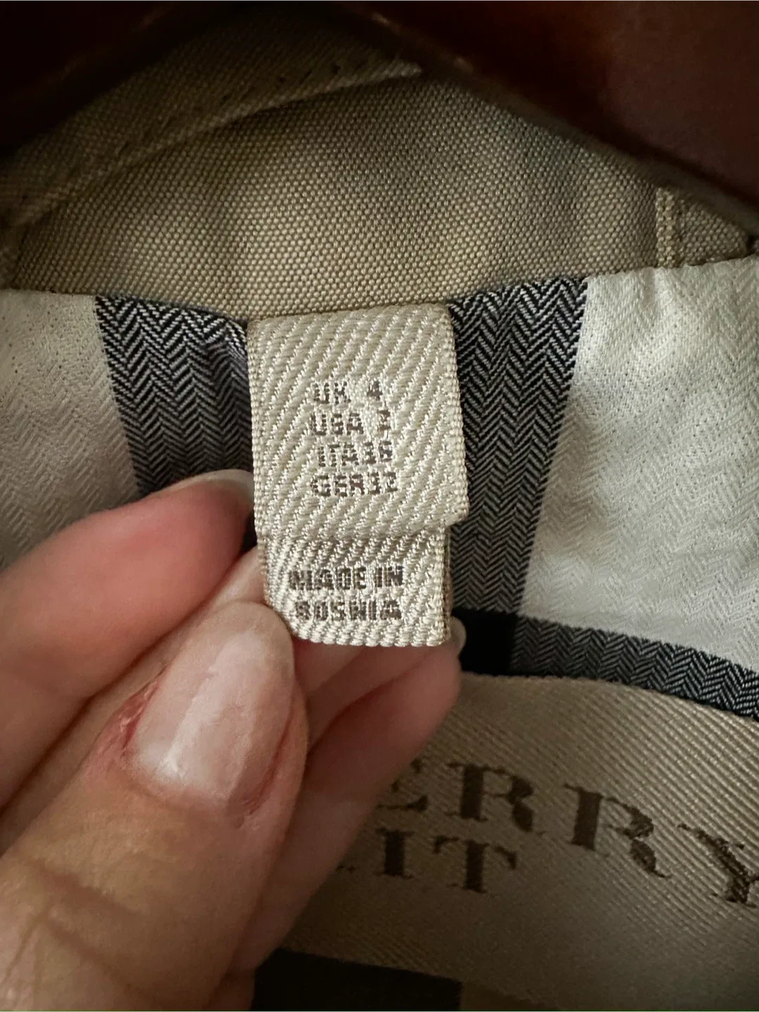 Burberry Trench Coat - Women's image indicator(8)