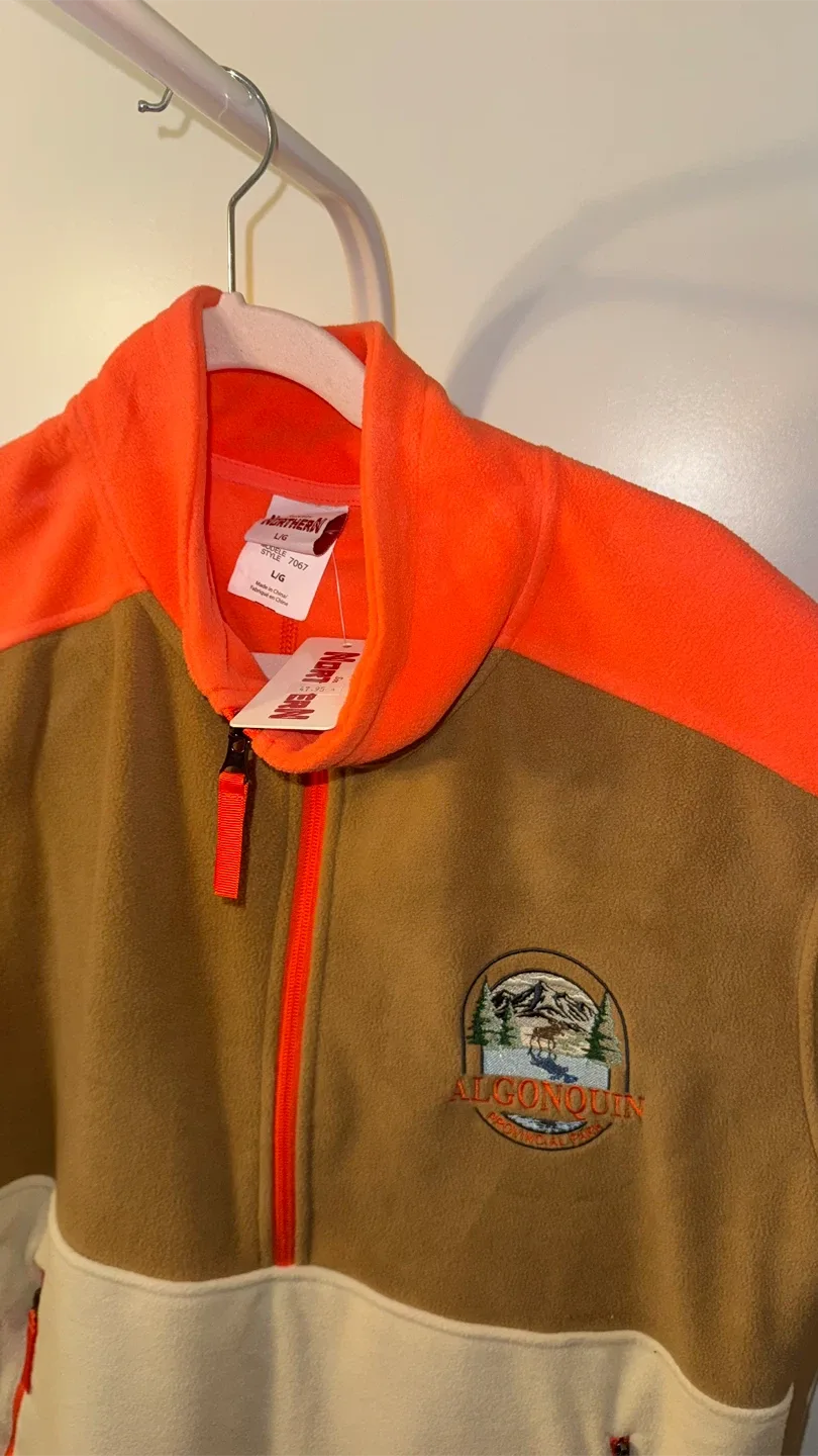 Northern Getaway Algonquin Fleece Pullover - L/G image indicator(4)