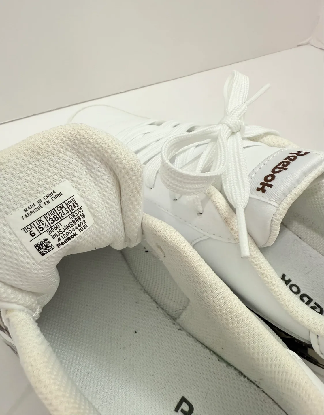 Reebok Royal Glide White Shoes - Size 6 image indicator(5)