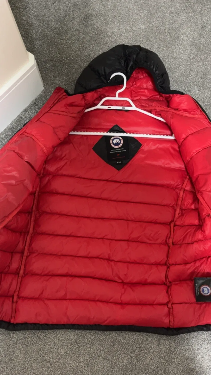 Unisex Canada Goose winter jacket image indicator(4)