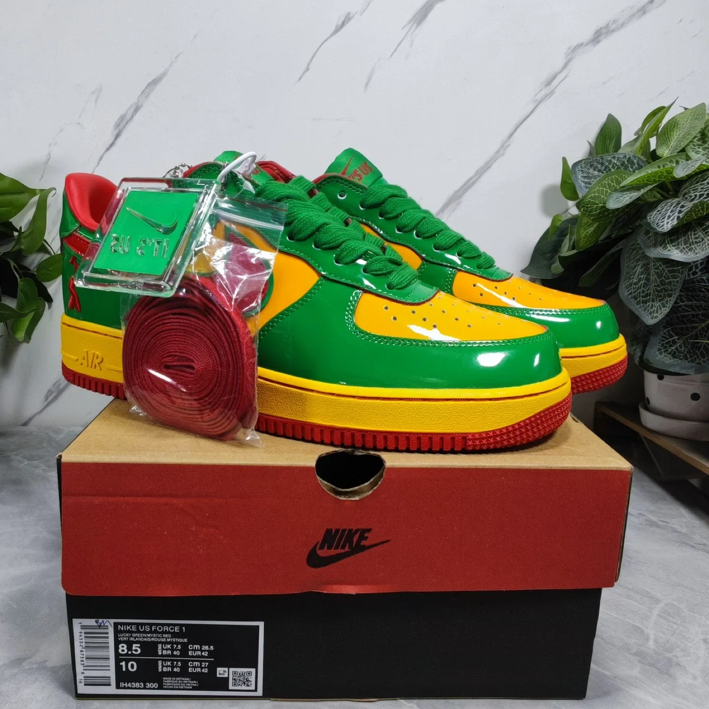 Nike Air Force 1  Size 8.5 Men's thumbnail
