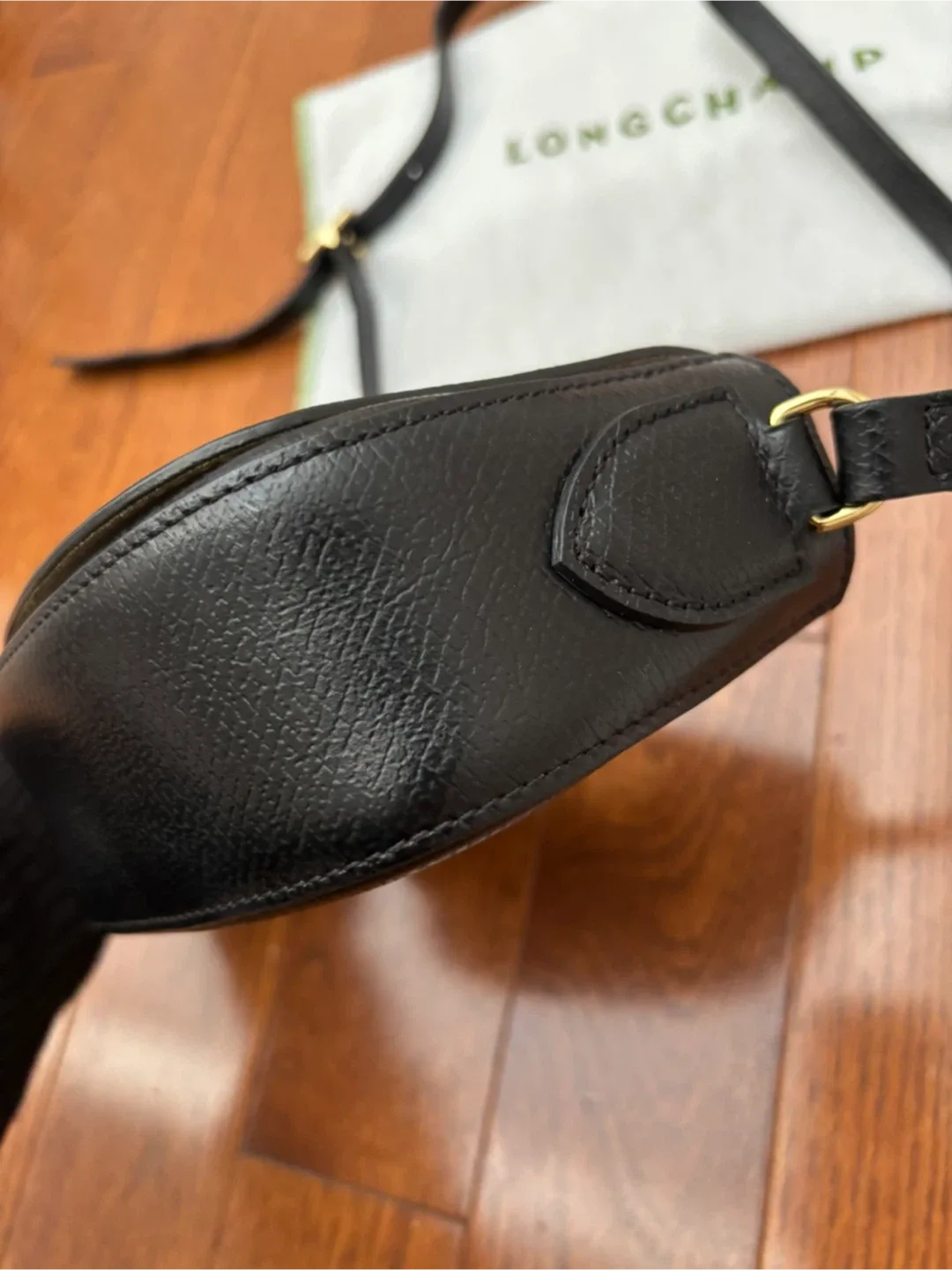 Longchamp S Épure Logo-Debossed Crossbody Bag - Black Leather image indicator(5)