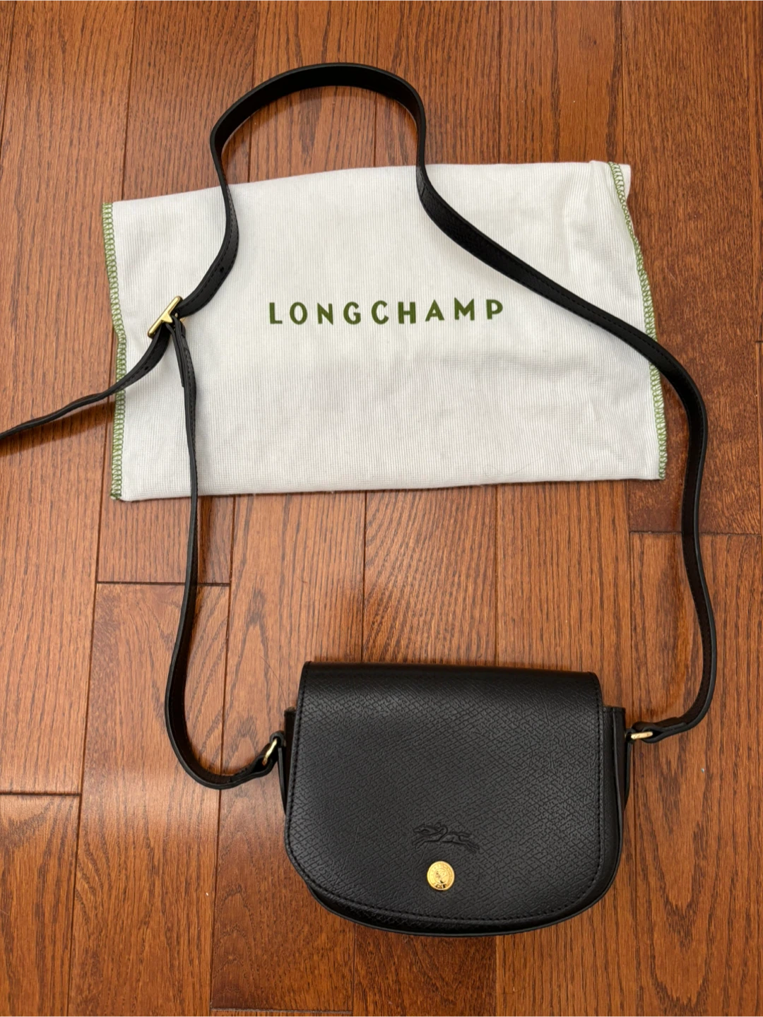 Longchamp S Épure Logo-Debossed Crossbody Bag - Black Leather - photo 3