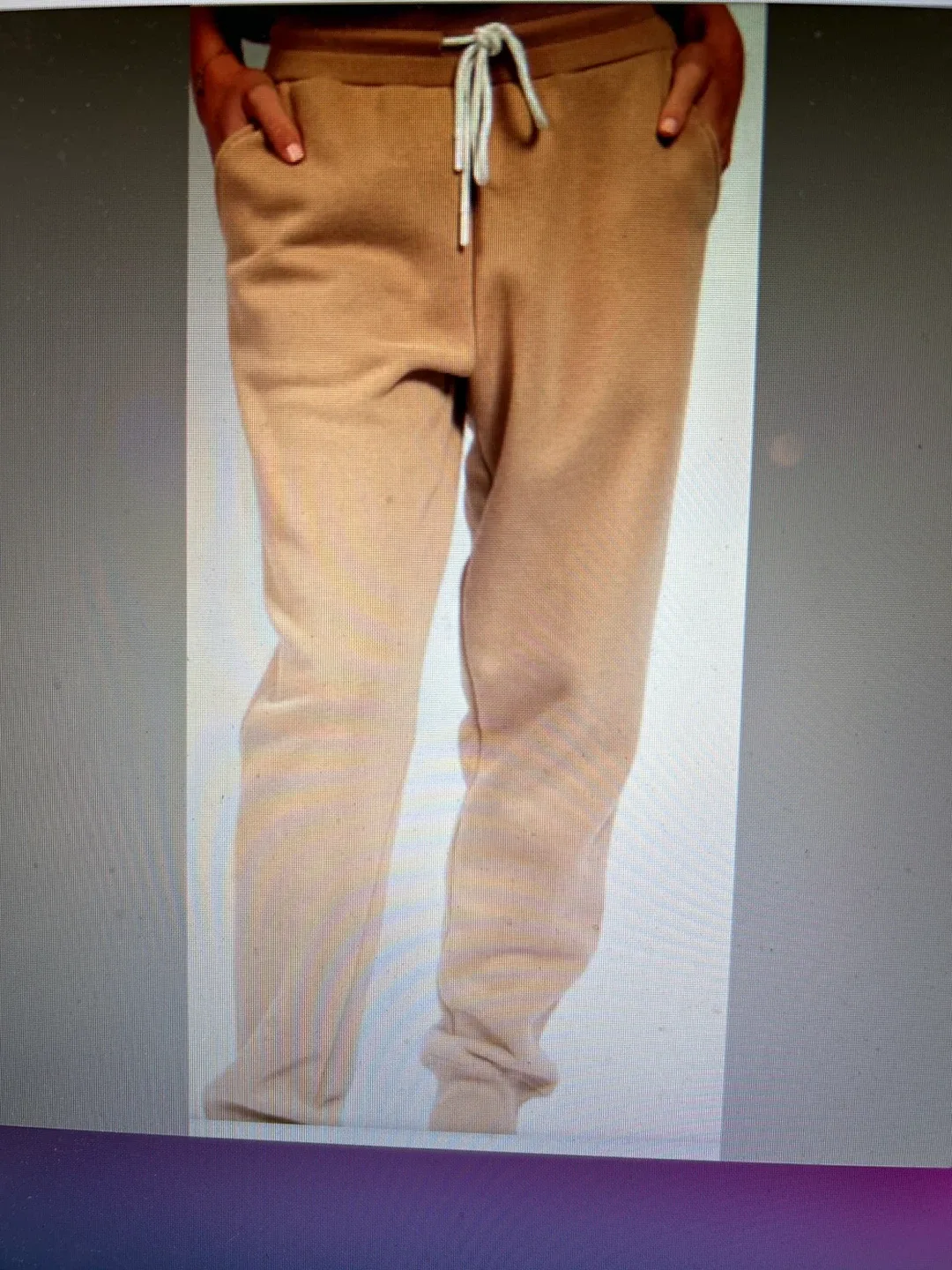 Lattelove Joggers - Size M image indicator(5)