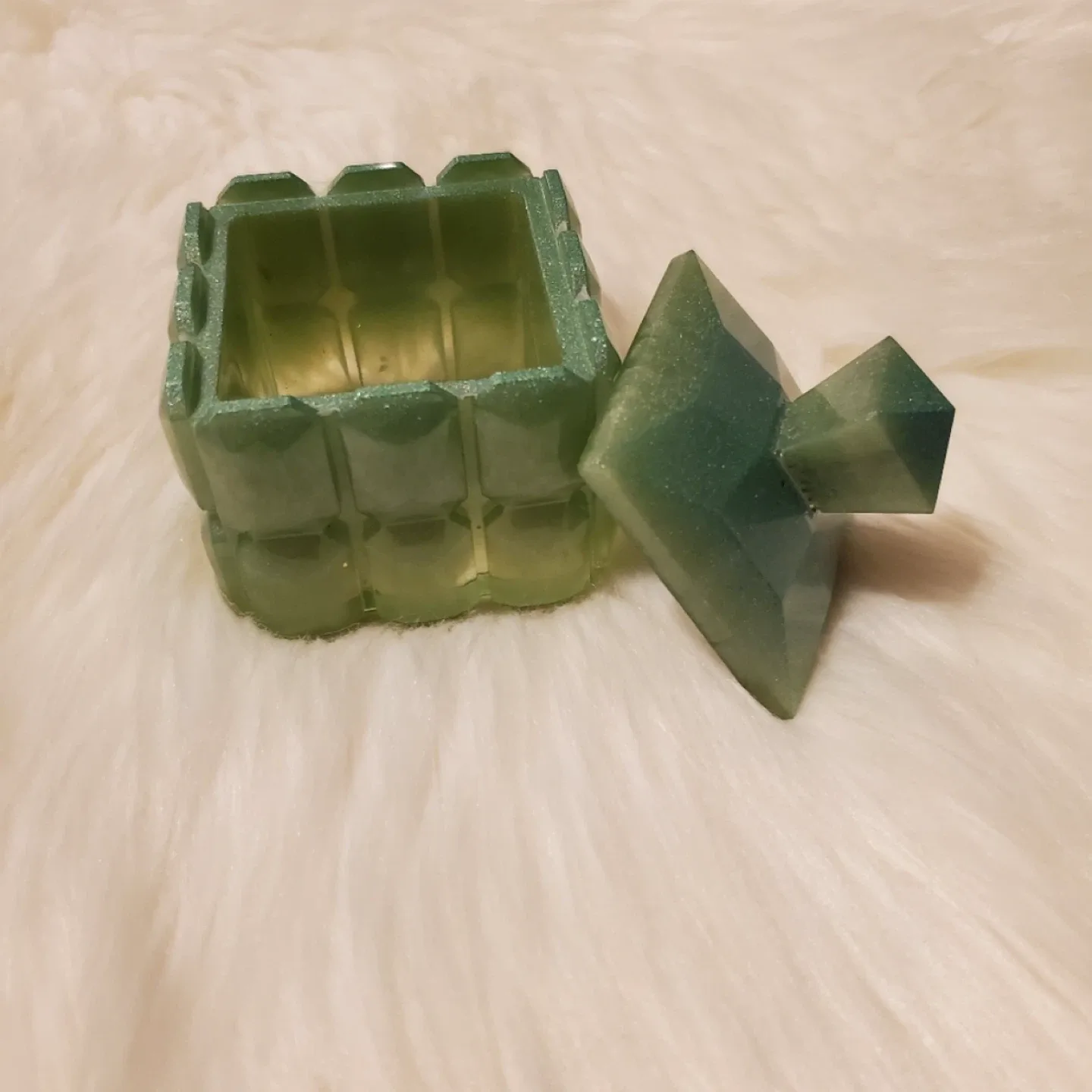 Green Resin Trinket Box thumbnail