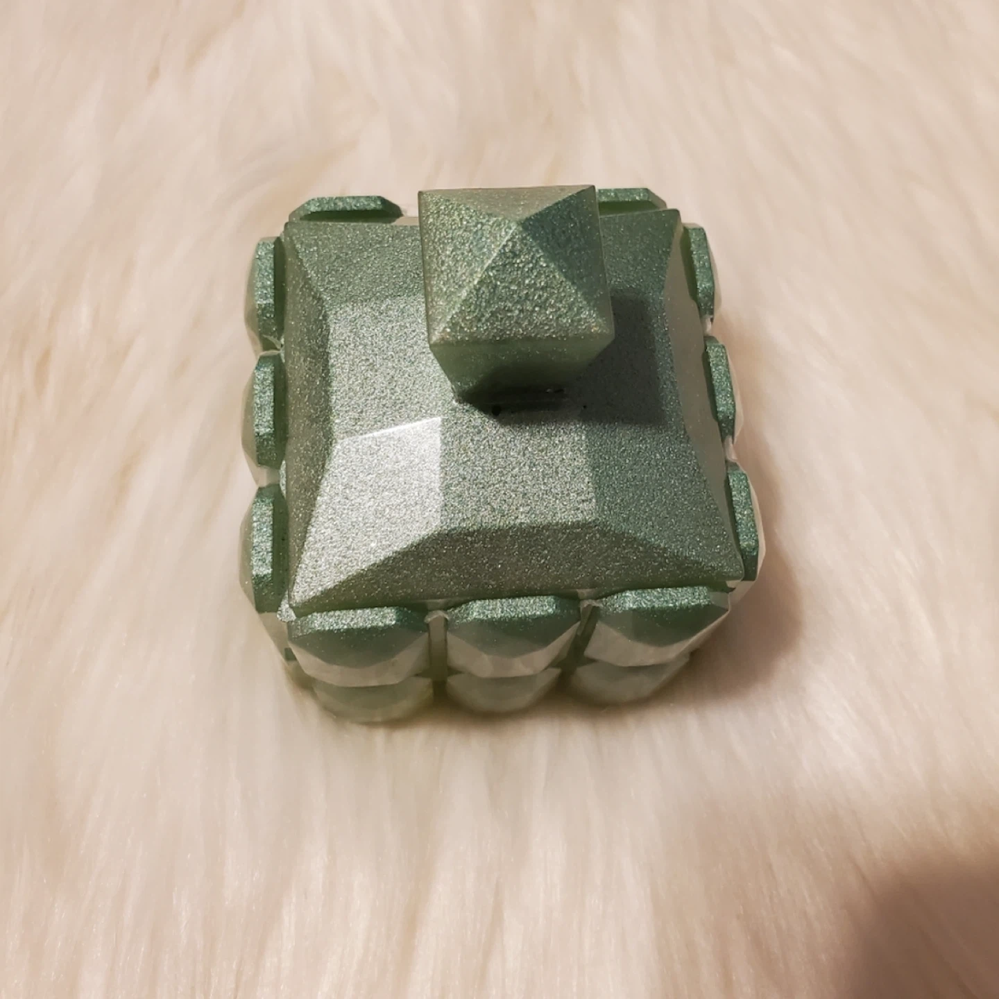 Green Resin Trinket Box - photo 2