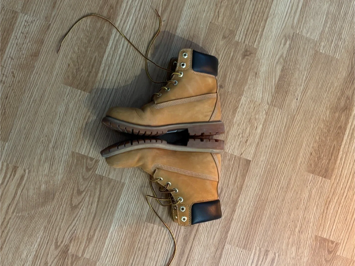 Timberland Classic Boots image indicator(2)
