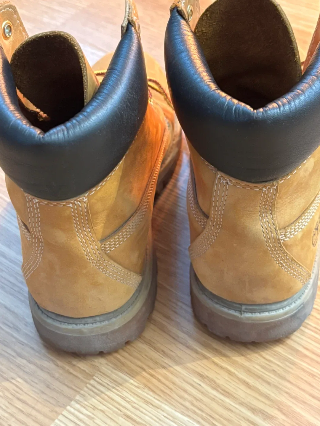 Timberland Classic Boots image indicator(4)