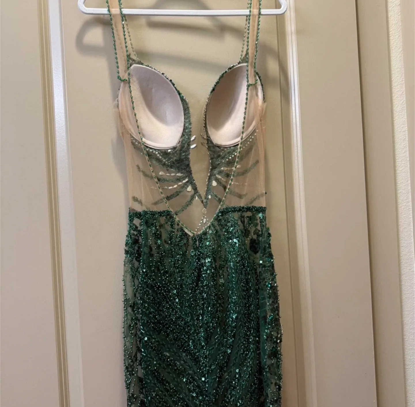Green Sequin Embellished Formal Dress image indicator(2)