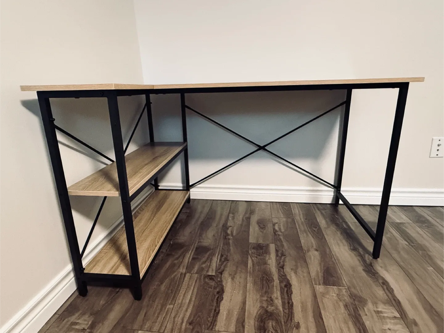 L-Shaped Desk with Shelves image indicator(3)