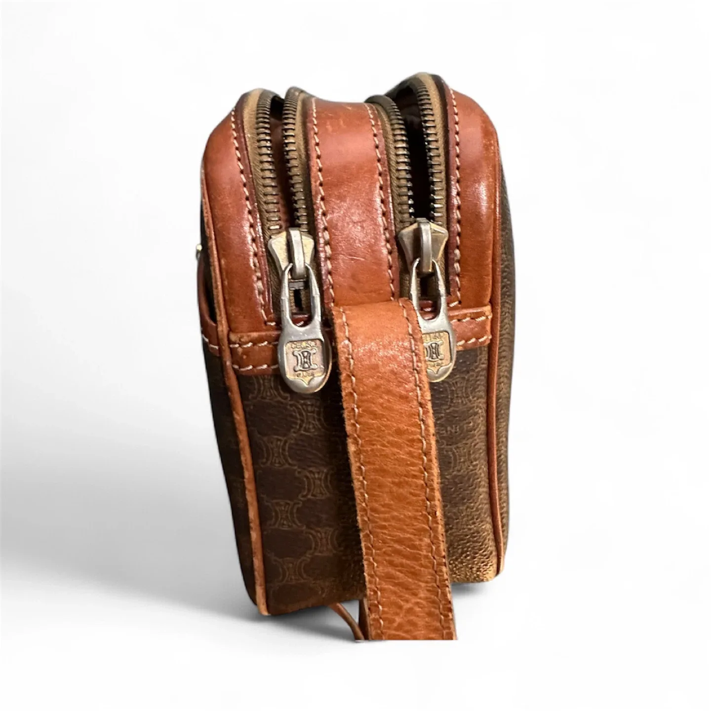 Vintage authentic Celine Macadam  crossbody bag. image indicator(6)