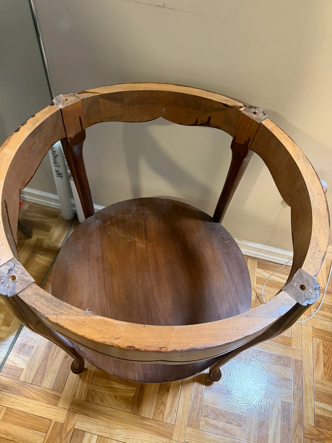 Round Marble Top Accent Table image indicator(5)