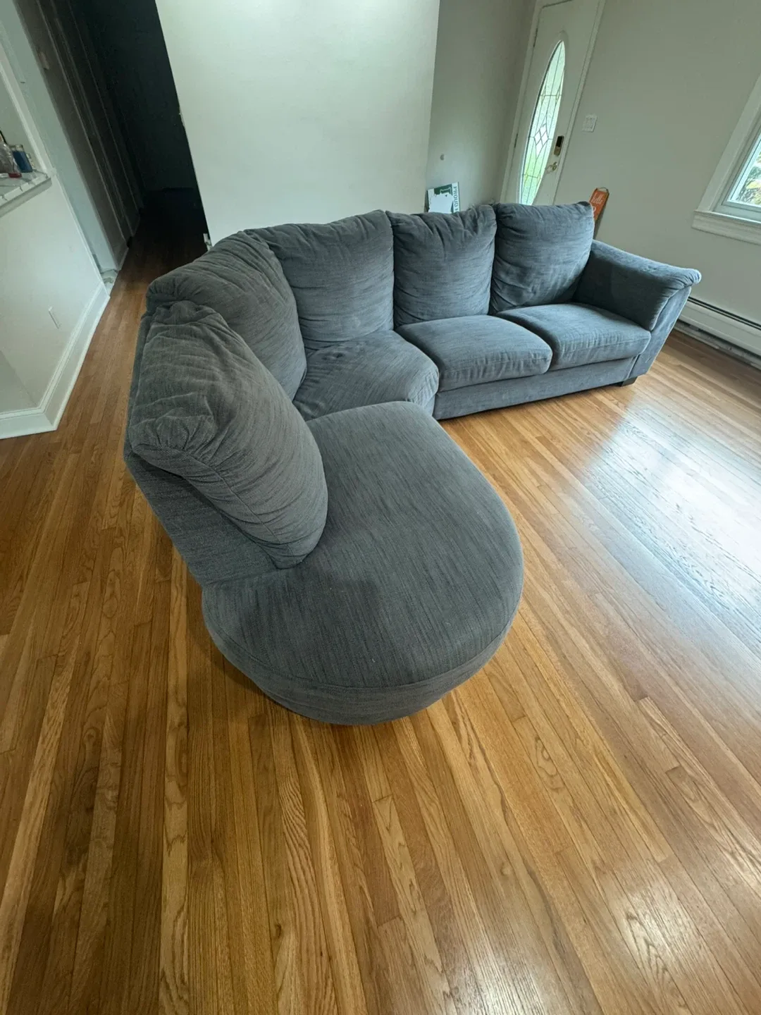 🥕Gray Sectional Sofa $300 image indicator(2)