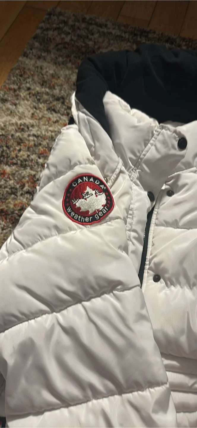 Canada Weathergear Puffer Jacket - Size S/C image indicator(6)