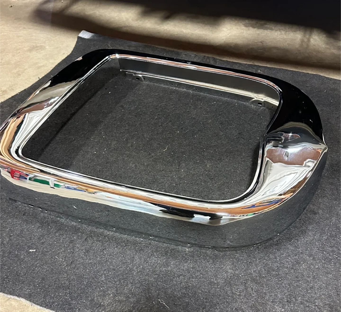 1928-29 Ford Model A chrome grill shell image indicator(4)