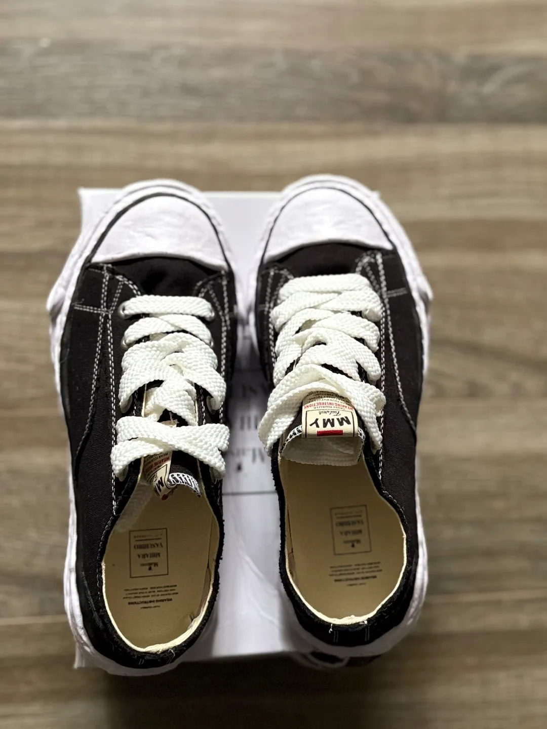 Maison Mihara Yasuhiro Sneakers image indicator(2)