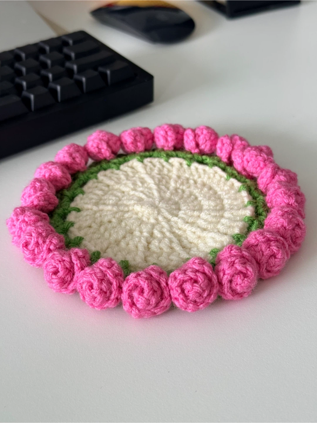 Crochet rose coaster set