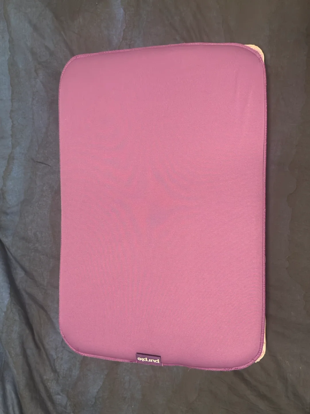 Purple pillow image indicator(3)