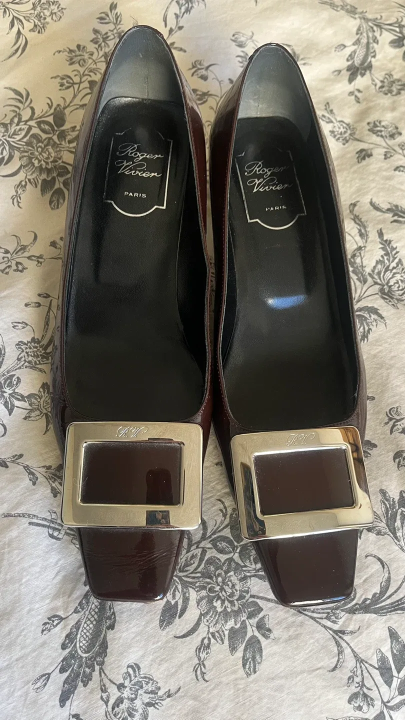 Roger Vivier Flats image indicator(2)