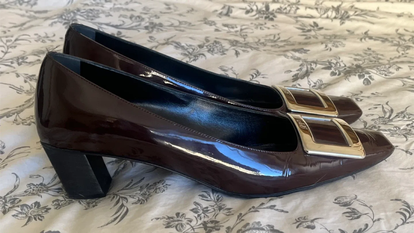 Roger Vivier Flats image indicator(7)