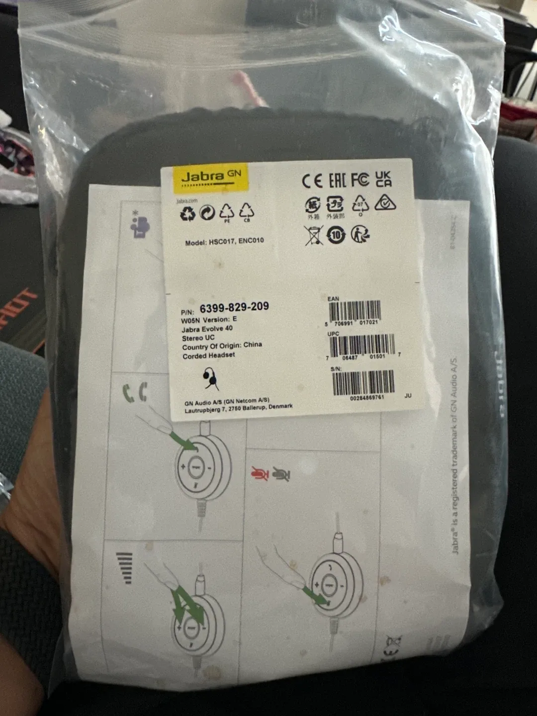 Jabra Evolve 40 Stereo UC Corded Headset 🥕 image indicator(3)