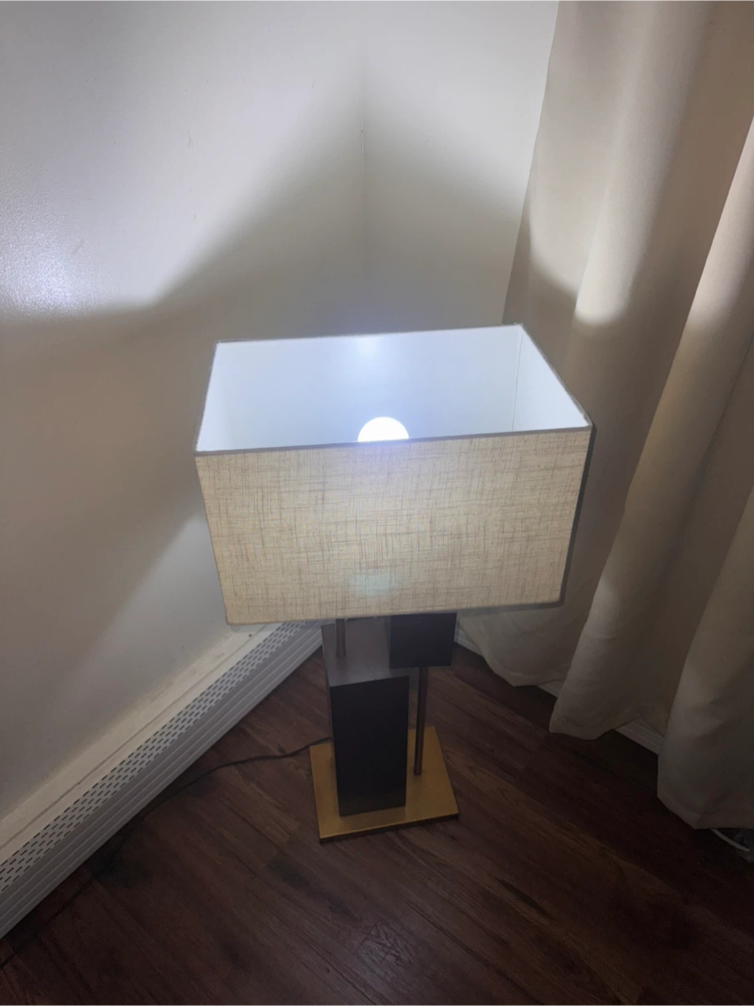 Modern Table Lamp – Bronze & Gold Finish - photo 3