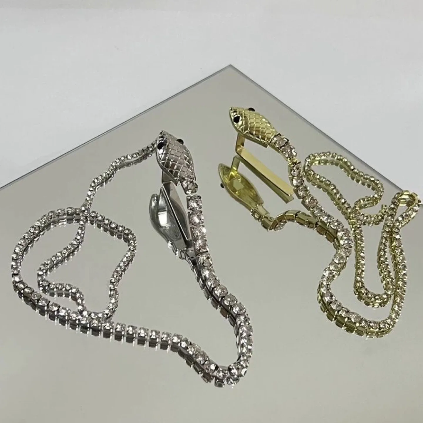 Snake Rhinestone Hair Clip Chain image indicator(2)
