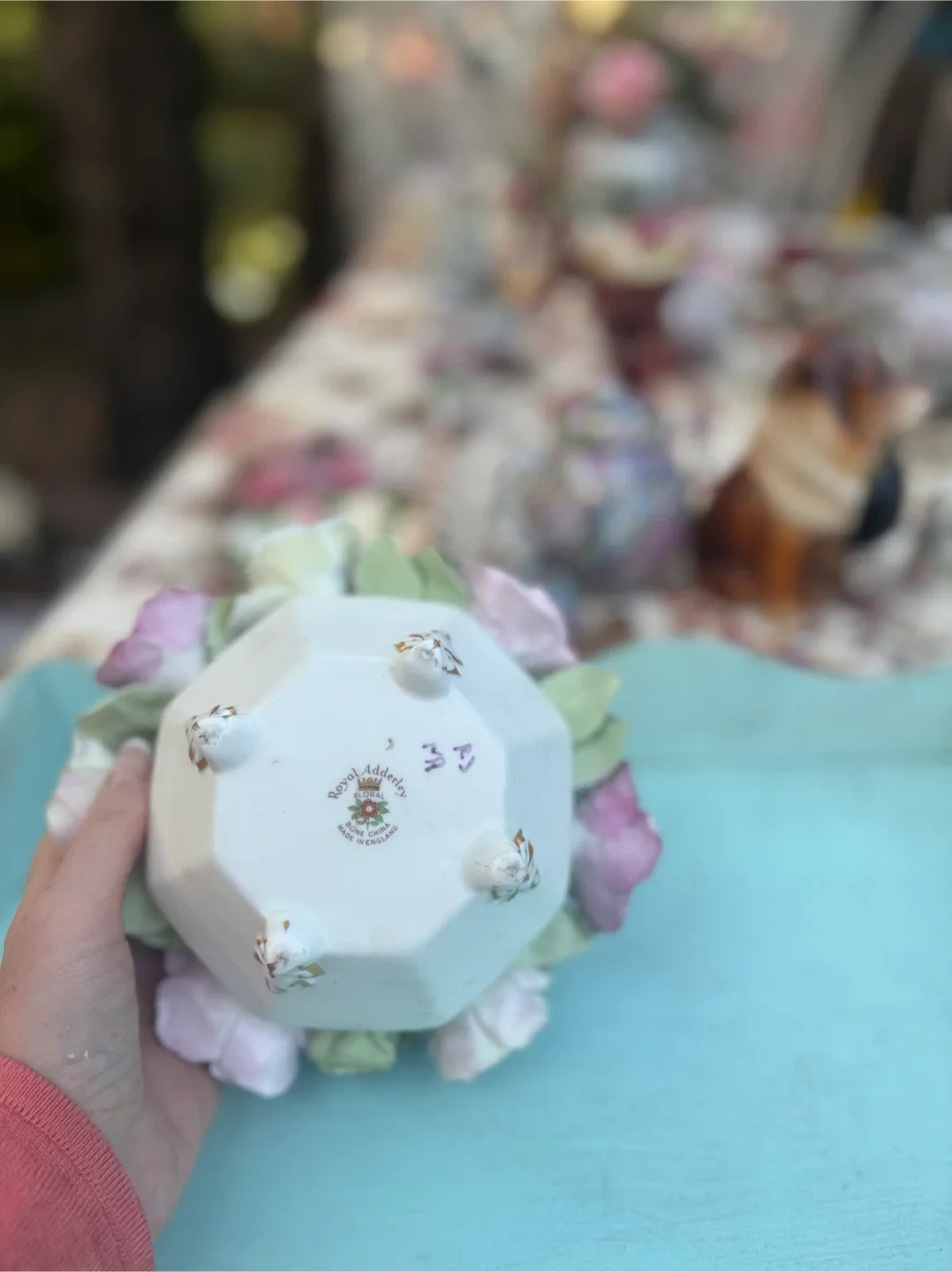 Royal Adderley Floral Arrangement image indicator(4)