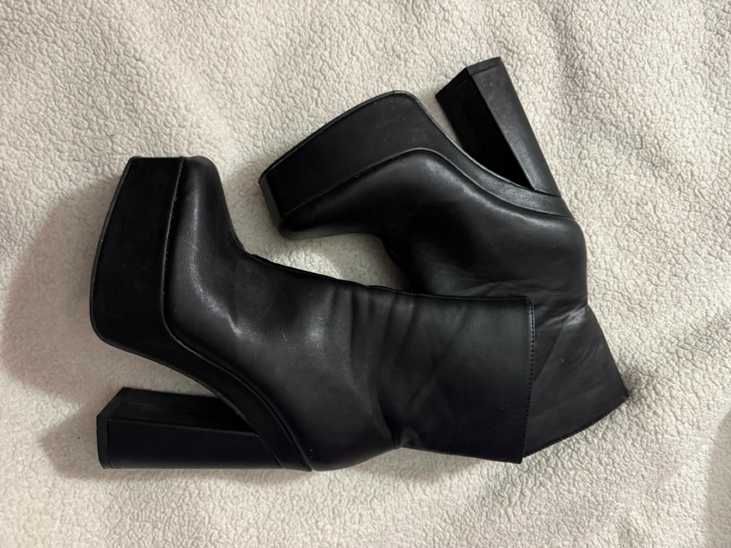 Black Platform Heel Boots