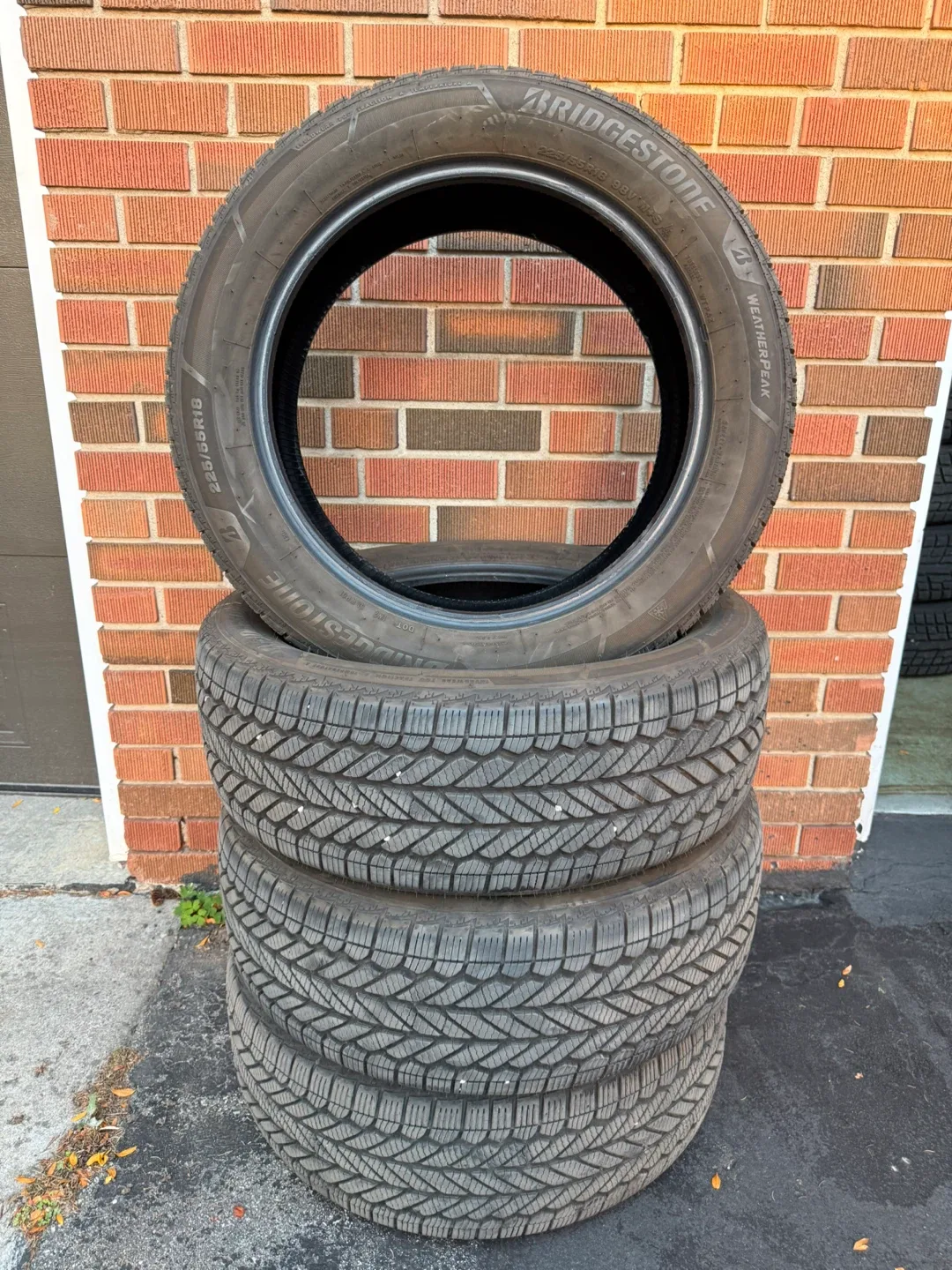 225/55R18 BRIDGESTONE WEATHERPEAK - GOOD FOR WINTER - DOT 2024