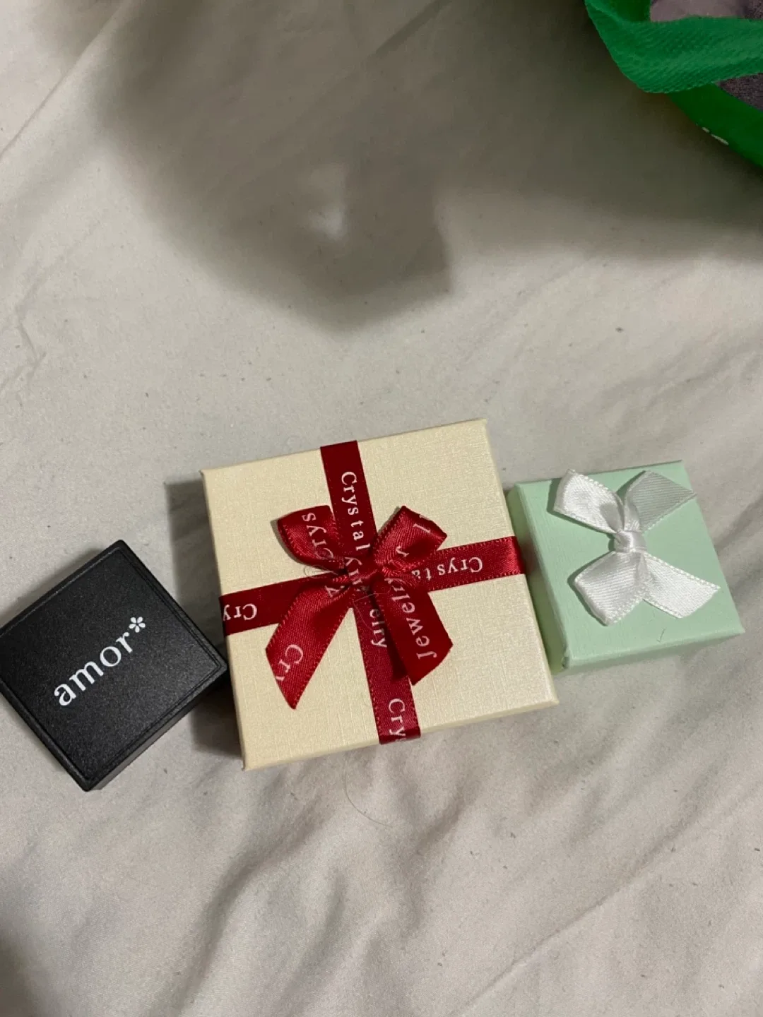 Empty jewelry boxes thumbnail