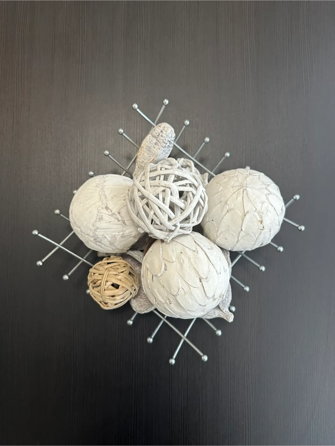 Decorative Ball Set with Metal Stand image indicator(4)