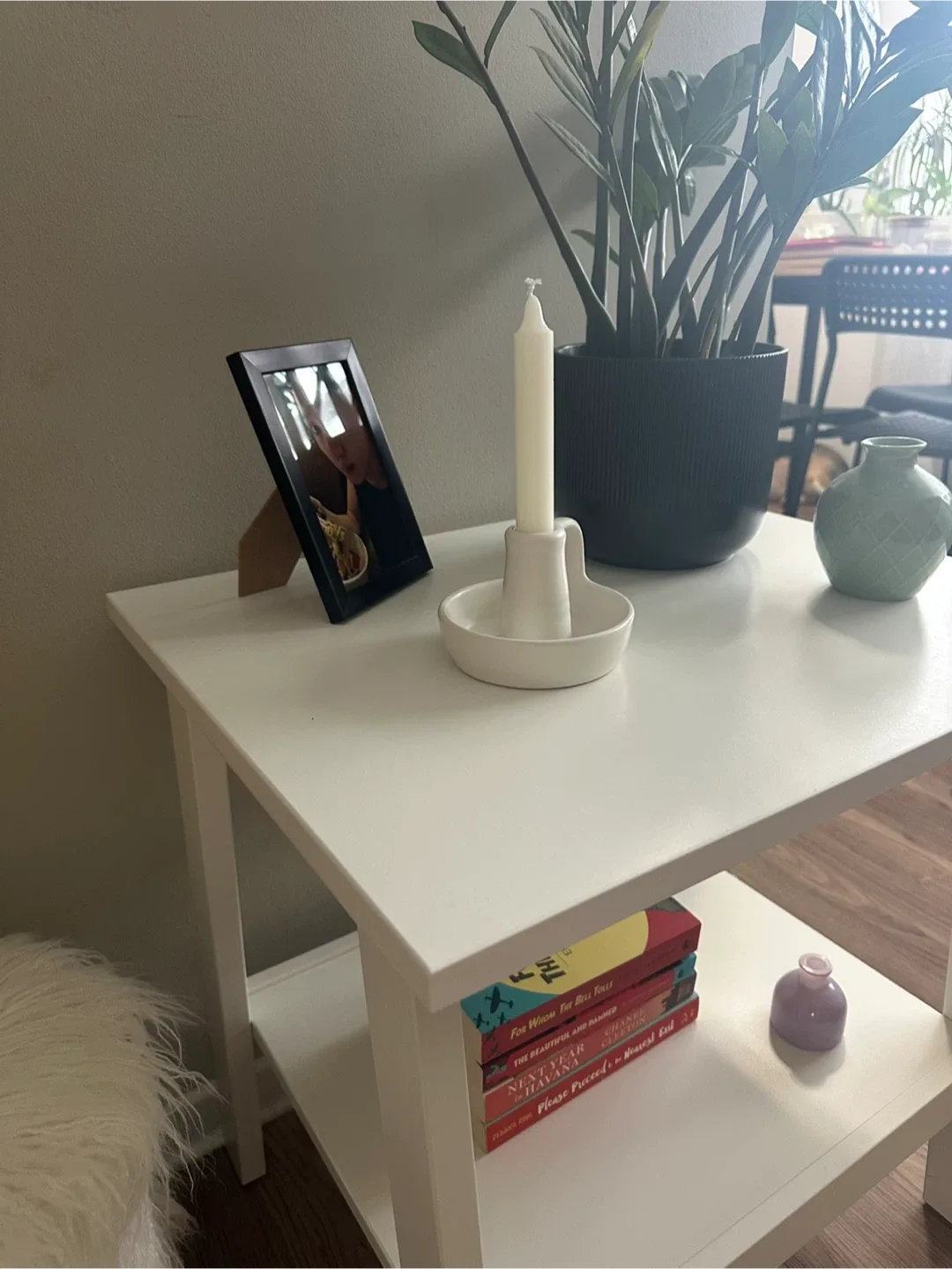 IKEA White Side Table image indicator(7)