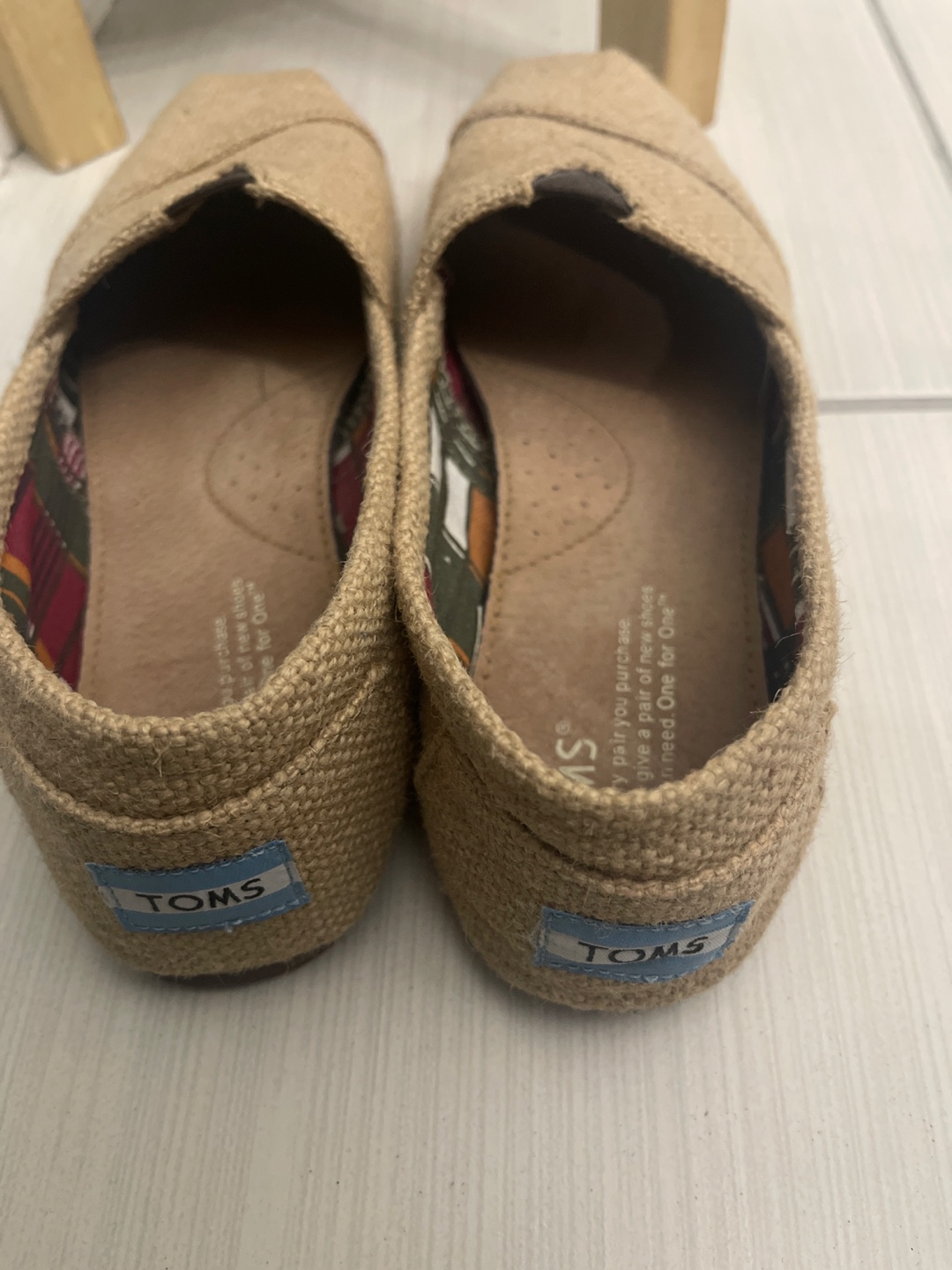 Women’s TOMS Beige Espadrille Shoes - size 7 - photo 3