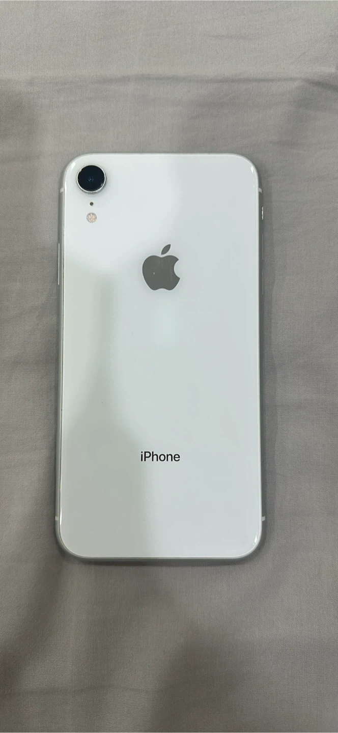 Apple iPhone XR - White