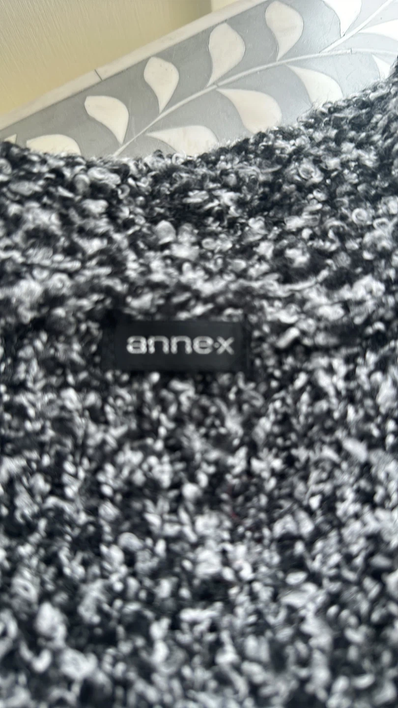 Annex Vintage Black/Grey Assymetrical Sweater * XS - photo 5