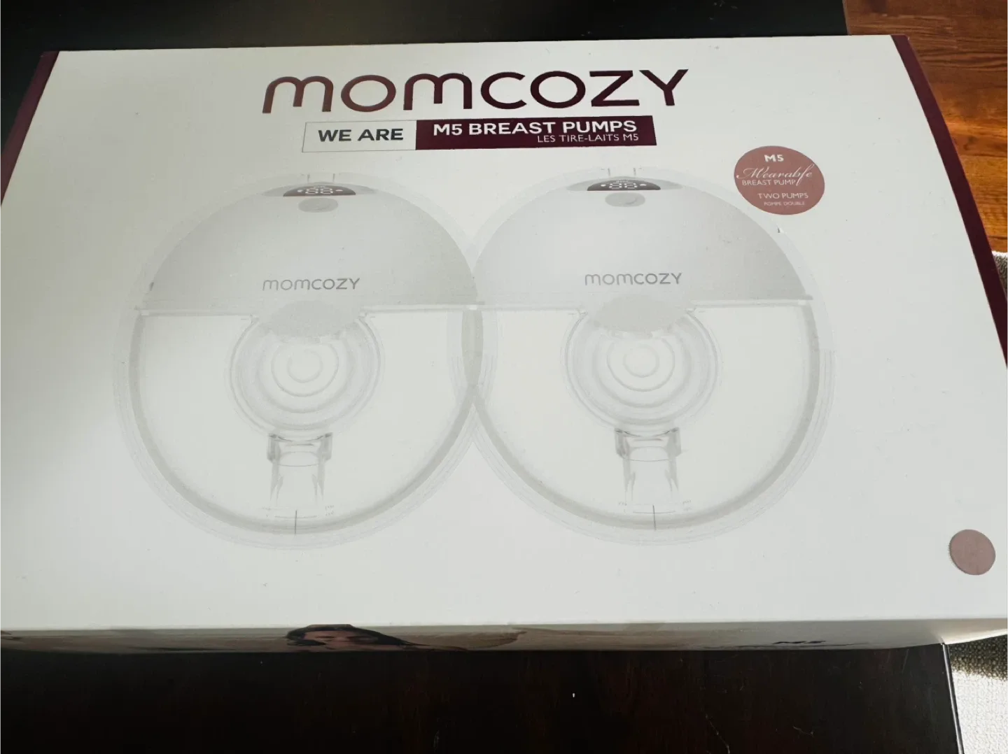 Momcozy M5 Wearable Breast Pumps - Like New! image indicator(3)