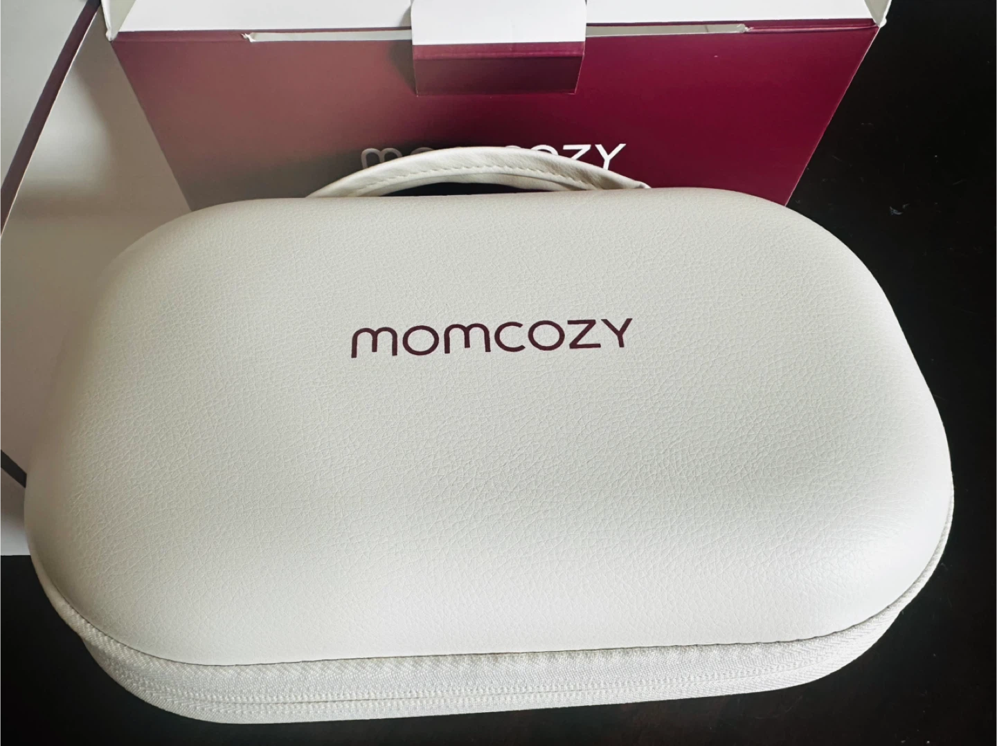 Momcozy M5 Wearable Breast Pumps - Like New!