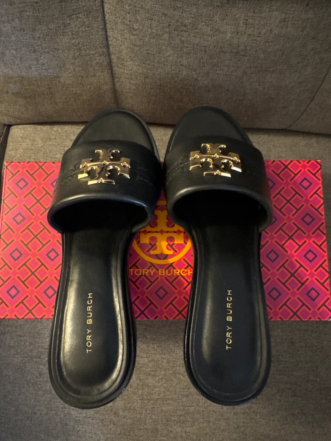 Tory Burch Black Leather Sandals - Size 7.5