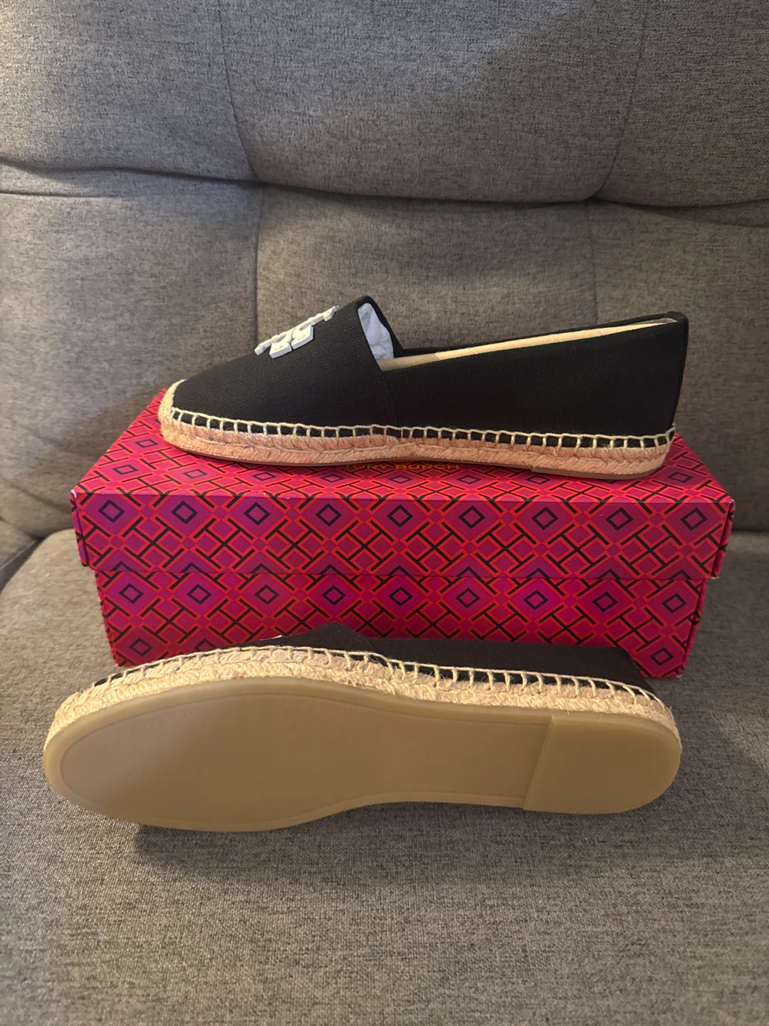 New Tory Burch Espadrille Slip-On Shoes, Black, Size 8 - photo 3