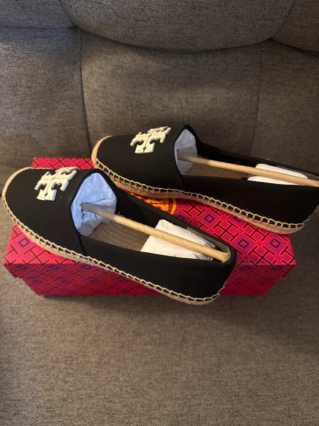 New Tory Burch Espadrille Slip-On Shoes, Black, Size 8 - photo 2