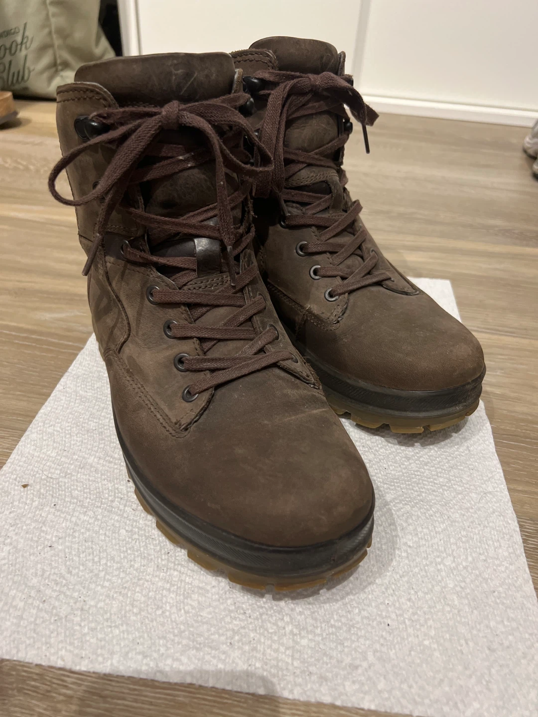 ECCO HYDROMAX Leather Boots (Men’s Size 41 / US 7)