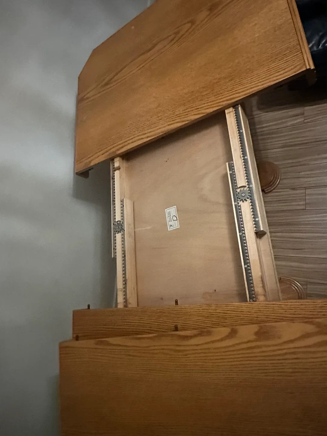 Extendable Dining Table with 6 Chairs image indicator(5)